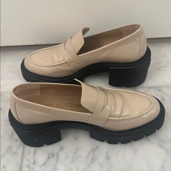 Stuart Weitzman Soho Platform Loafer, Cream Patent, Size 7 - Picture 5 of 8